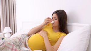 Заложен нос при беременности: чем лечить, чтобы вылечить?